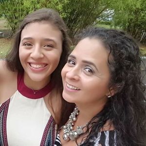 Meet your Posher, Vanessa